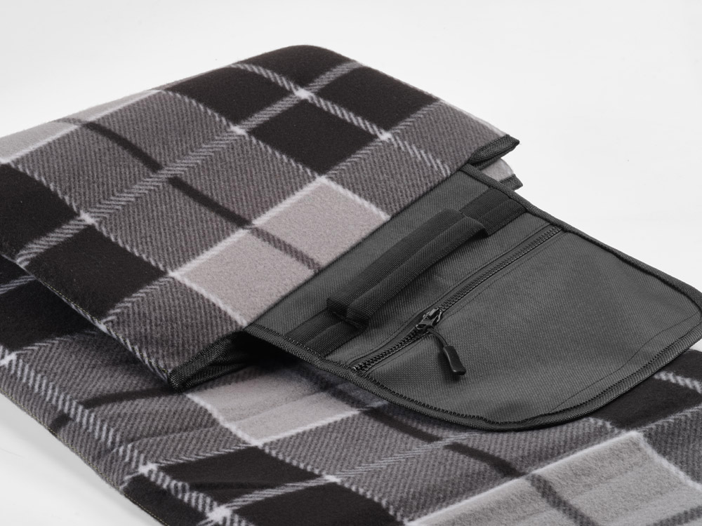 Siza Picknickdecke aus recy. PET - Grau
